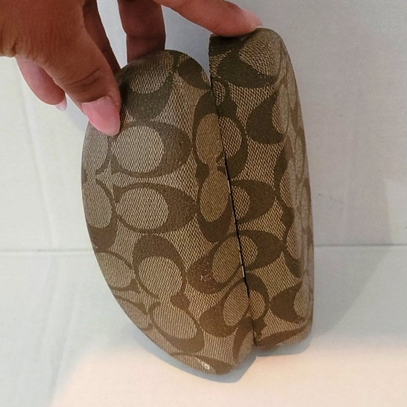 Authentic Coach hard shell Sunglasses Case - Picture 4 of 5